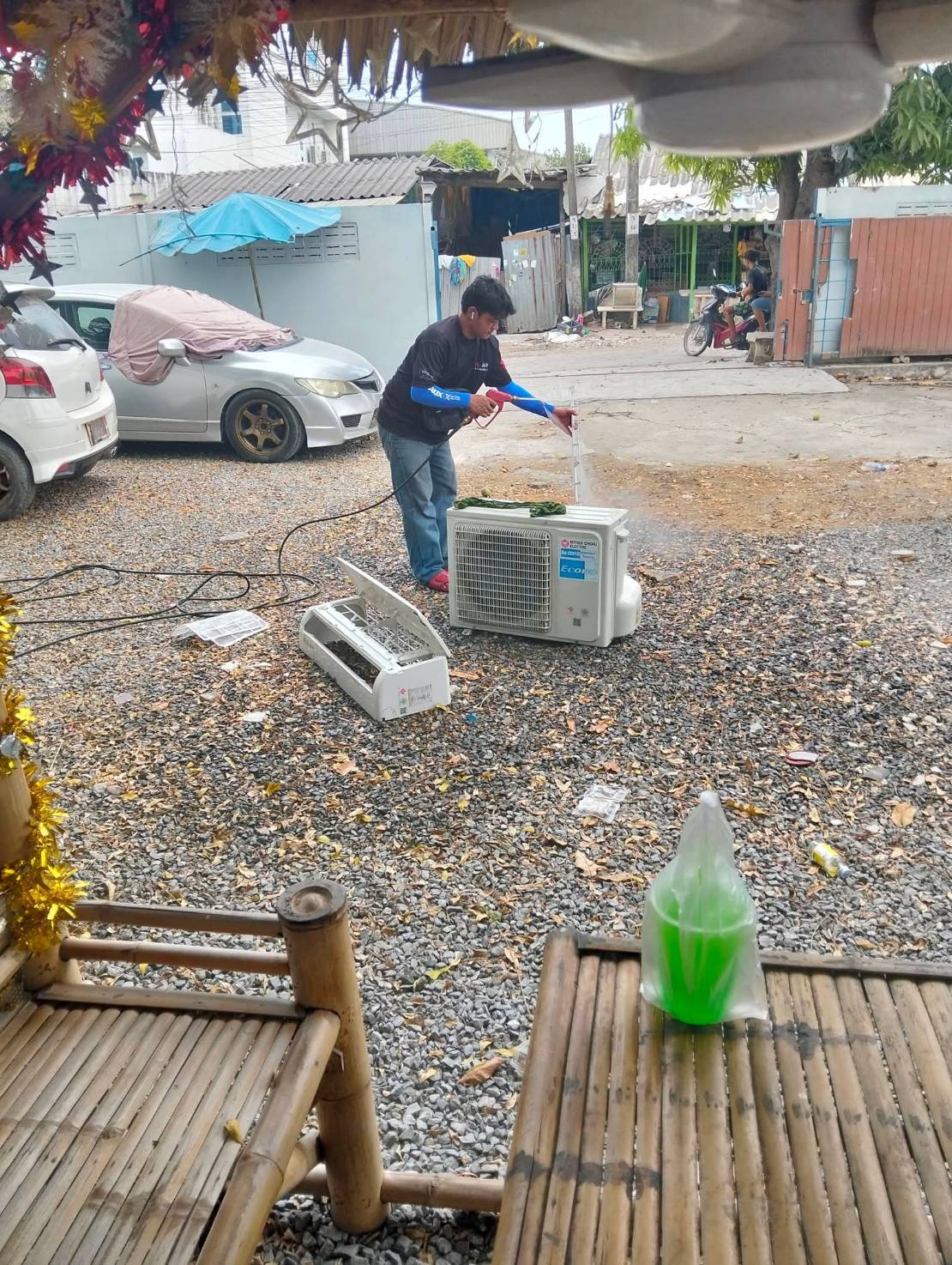 ฉีดล้างคอยล์ร้อน-คอยล์เย็นหน้าร้าน บริการล้างแอร์ถึงที่